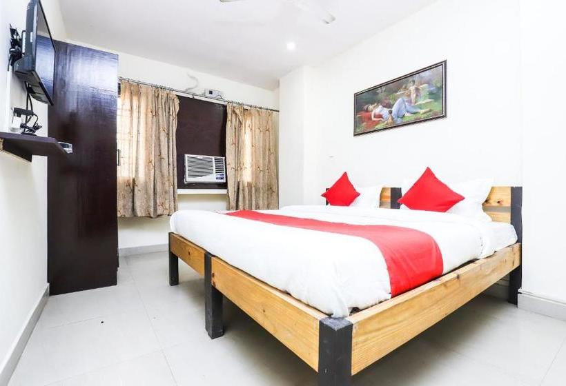 Oyo 24852 Hotel Yuvraj