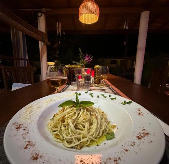 בית מלון כפרי Garden Villa Talalla