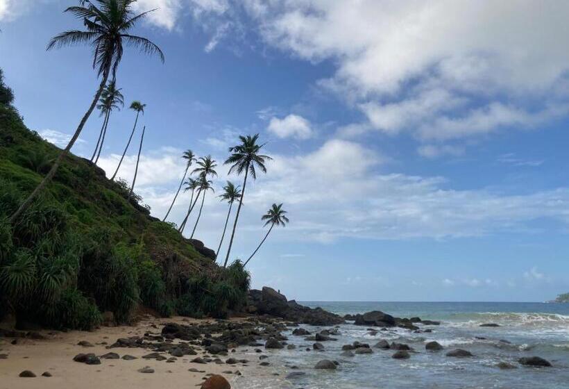 בית מלון כפרי Garden Villa Talalla