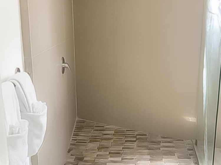 Hotel Pulse Rooms At Trafalgar