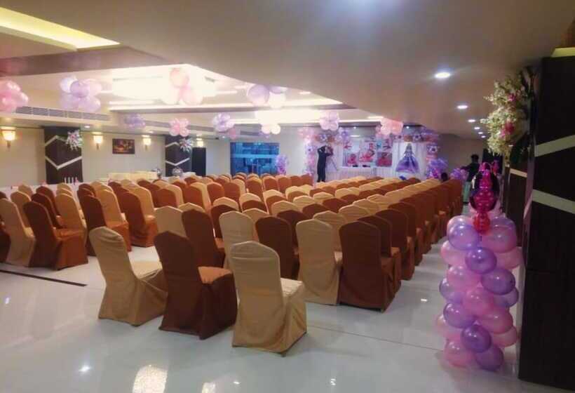 Hotel Vits Aradhana Auberge