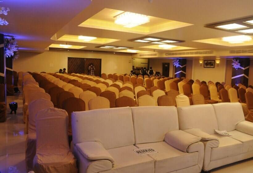 Hotel Vits Aradhana Auberge