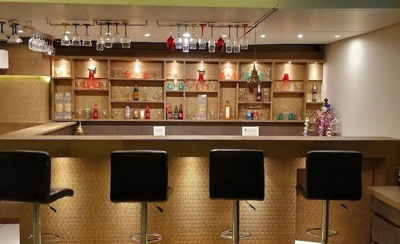 Hotel Vits Aradhana Auberge