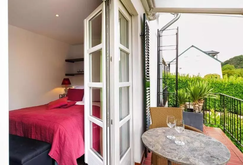 Majatalo Wein Und Landhaus Kallfels