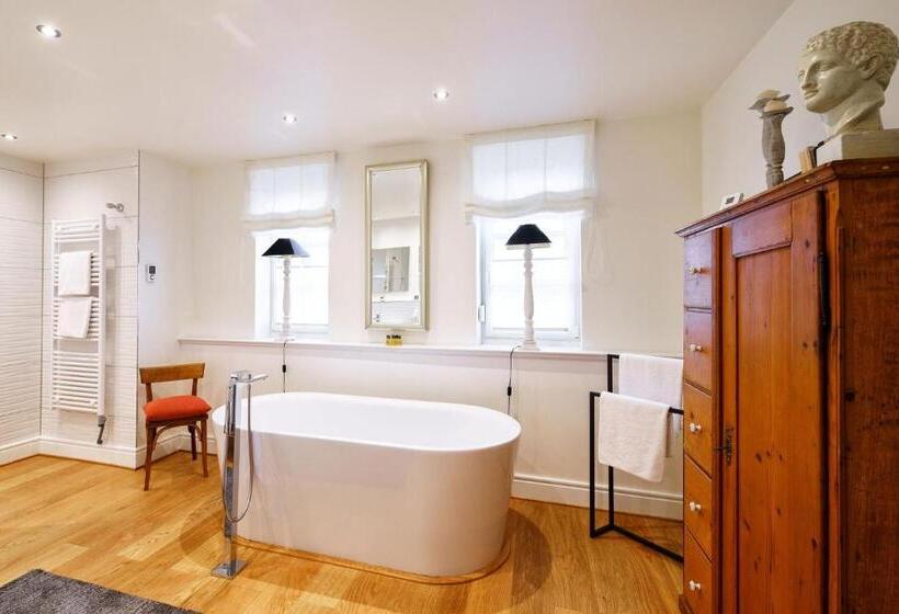 Пансион Wein Und Landhaus Kallfels