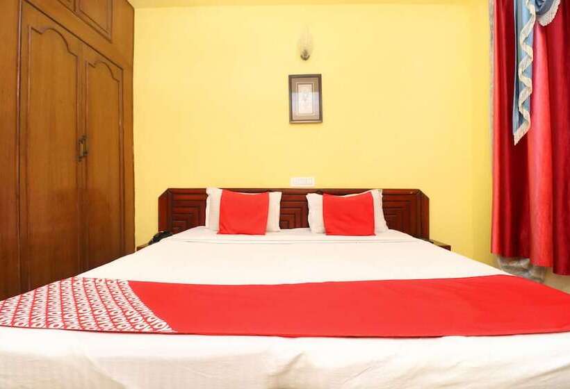 Hotel Amrit
