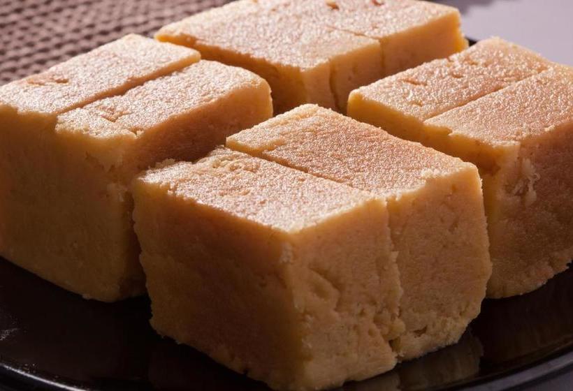 ホテル Oyo 24721 Sweven Stays