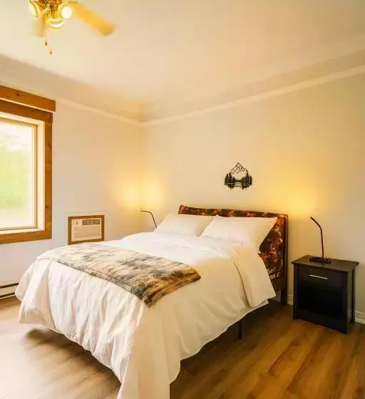 Hotelli Varennes Grand Montreal - Self Check-In