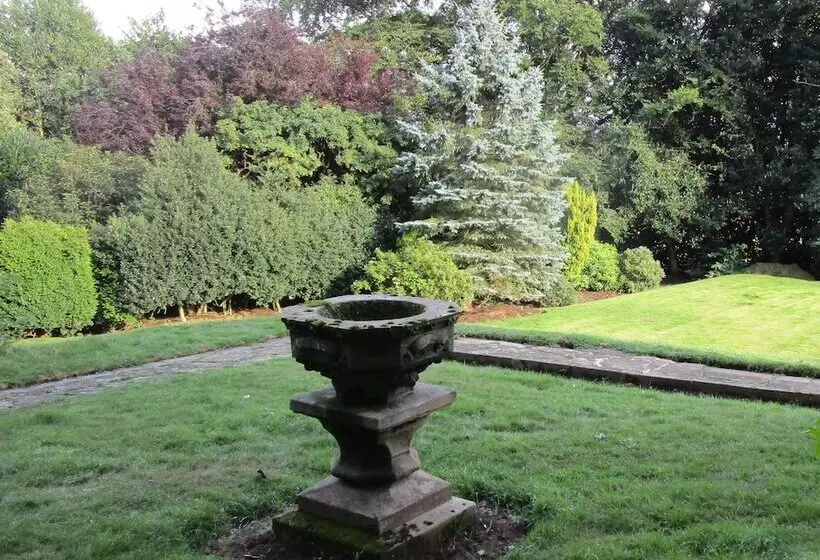 ベッドアンドブレックファースト Brass Castle Country House Accommodation