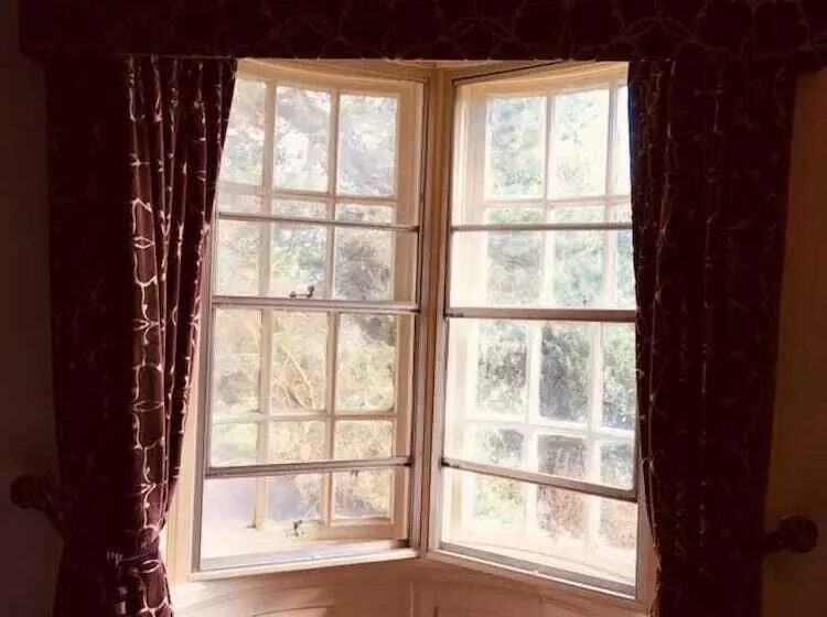ベッドアンドブレックファースト Brass Castle Country House Accommodation