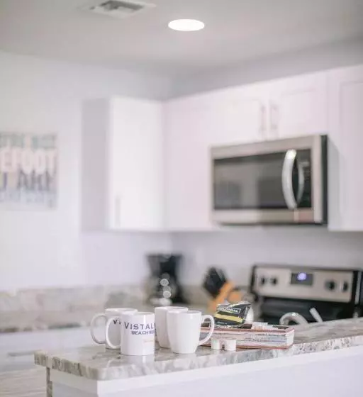 Hotelli Vistalmar Beach Resort