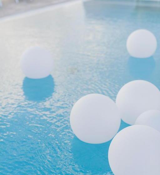 בית מלון כפרי Vistalmar Beach Resort