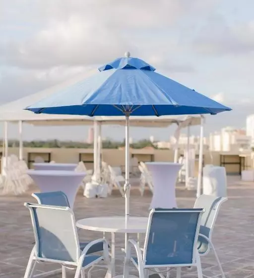 Hotelli Vistalmar Beach Resort