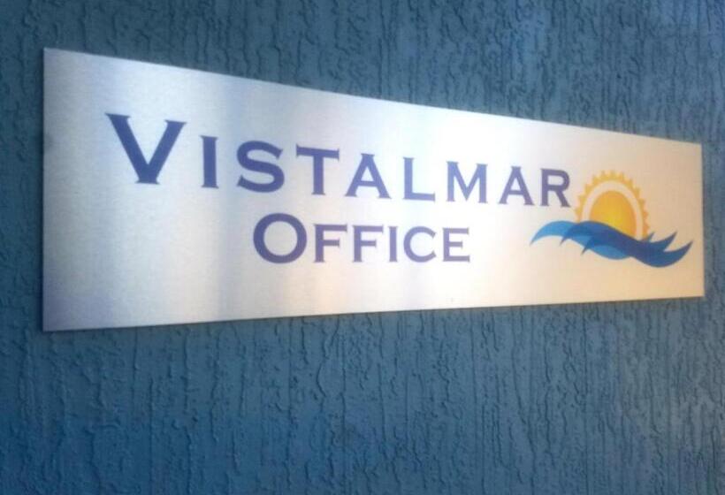 בית מלון כפרי Vistalmar Beach Resort