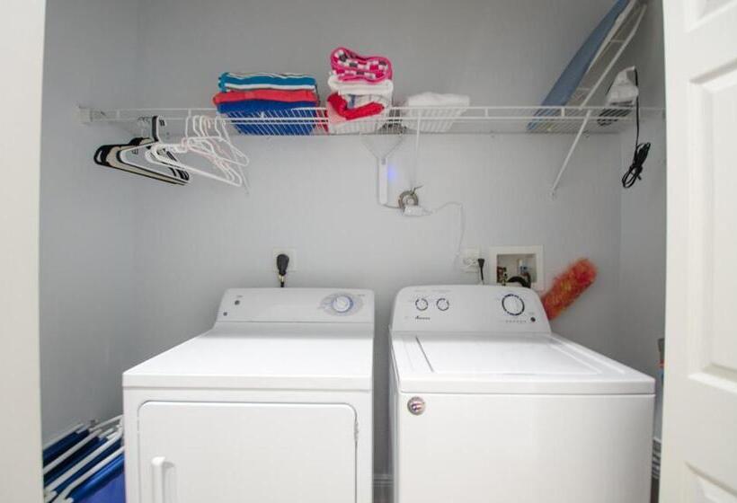 בית מלון כפרי Vistalmar Beach Resort