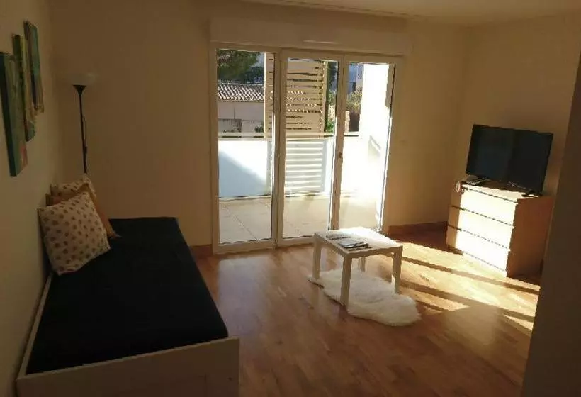 Medicis Home Nice Saint  Laurent  Du  Var