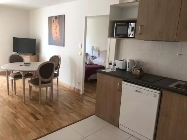 Medicis Home Nice Saint  Laurent  Du  Var