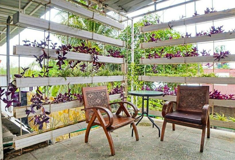 פנסיון Reddoorz Near Universitas Medan Area