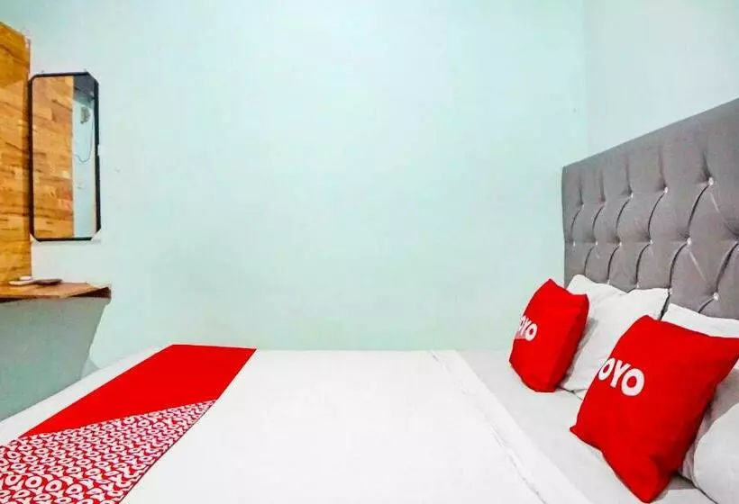 ペンション Reddoorz Near Universitas Medan Area