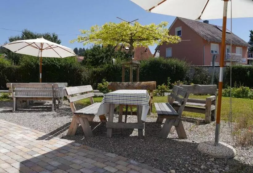 Pension & Café Schlupfwinkel