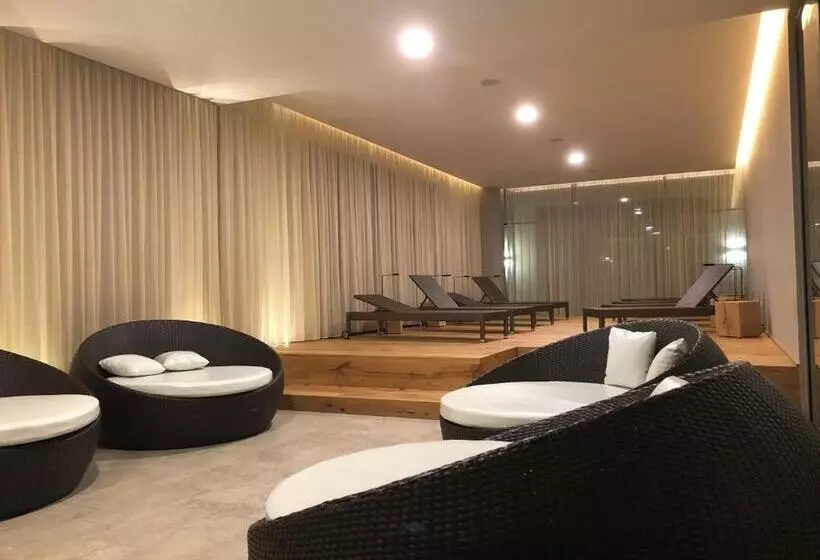 Aparthotel Waterkant Suites