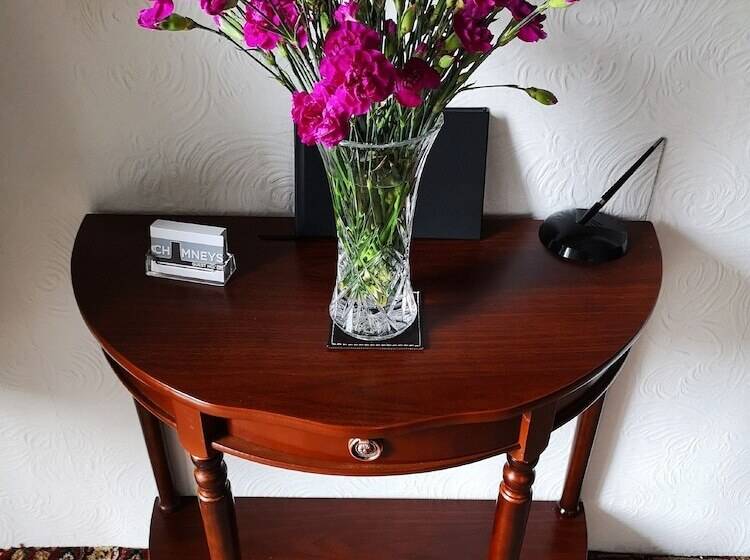 צימר Chimneys Guest House