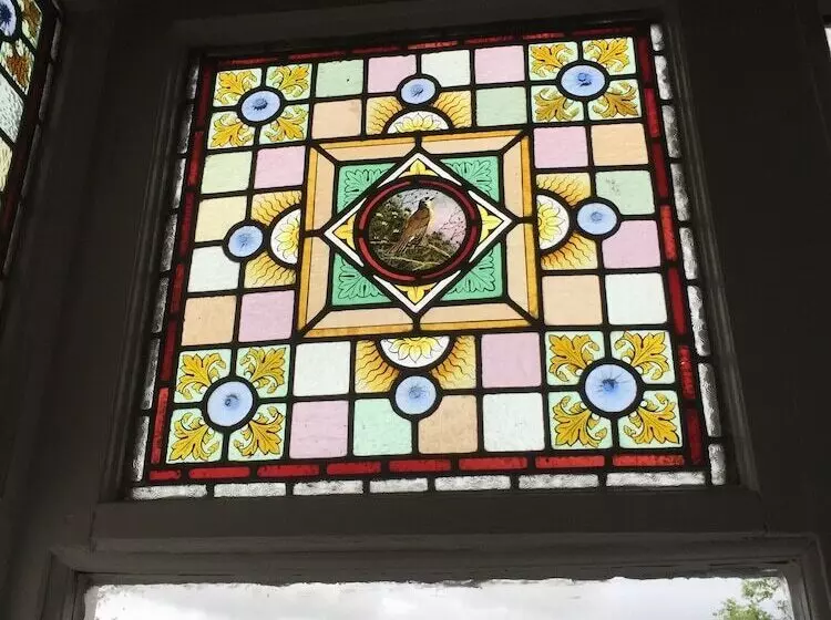 ベッドアンドブレックファースト Chimneys Guest House