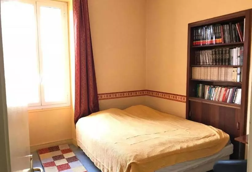 Aamiaismajoitus (B&B) Villa Gabychambres