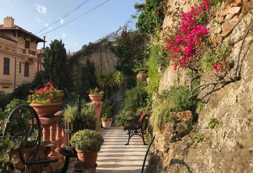 Aamiaismajoitus (B&B) Villa Gabychambres