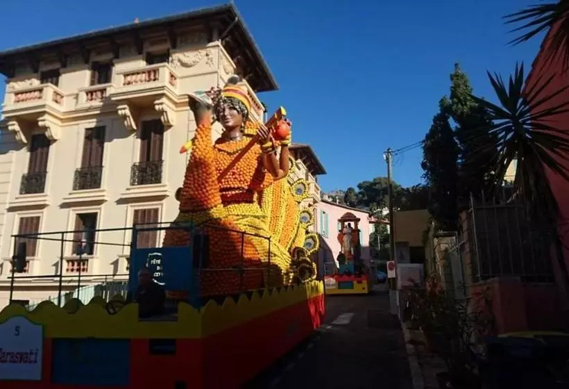 Aamiaismajoitus (B&B) Villa Gabychambres