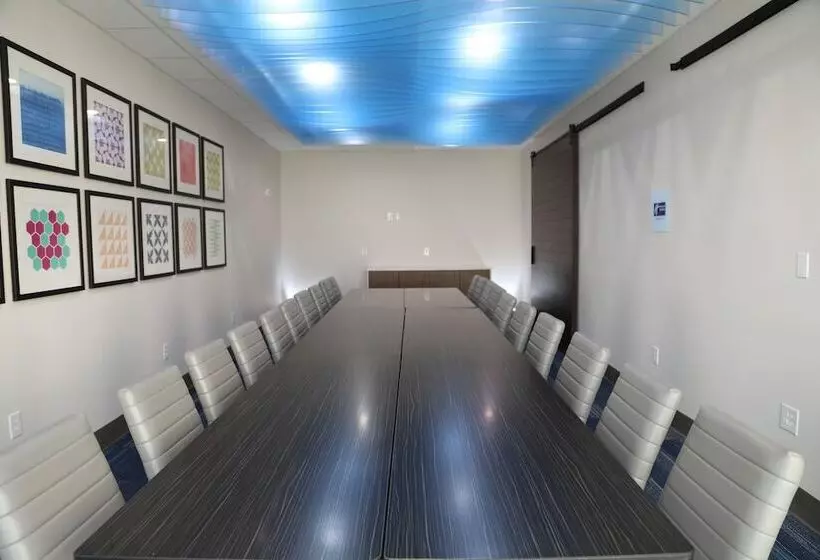 Hotelli Holiday Inn Express & Suites   Wylie West, An Ihg