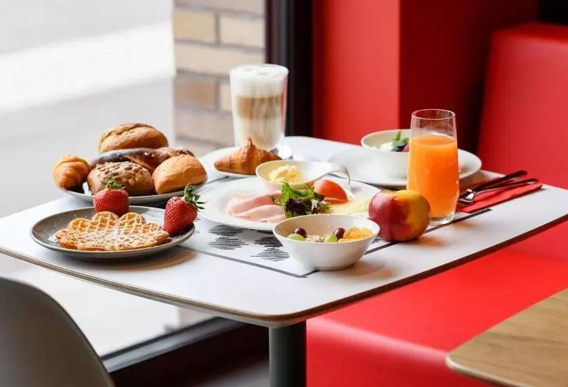 ホテル Ibis Regensburg Zentrum