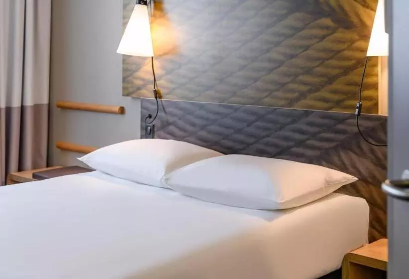 ホテル Ibis Regensburg Zentrum