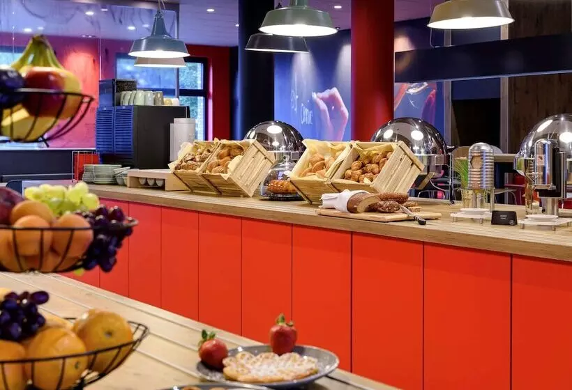 ホテル Ibis Regensburg Zentrum