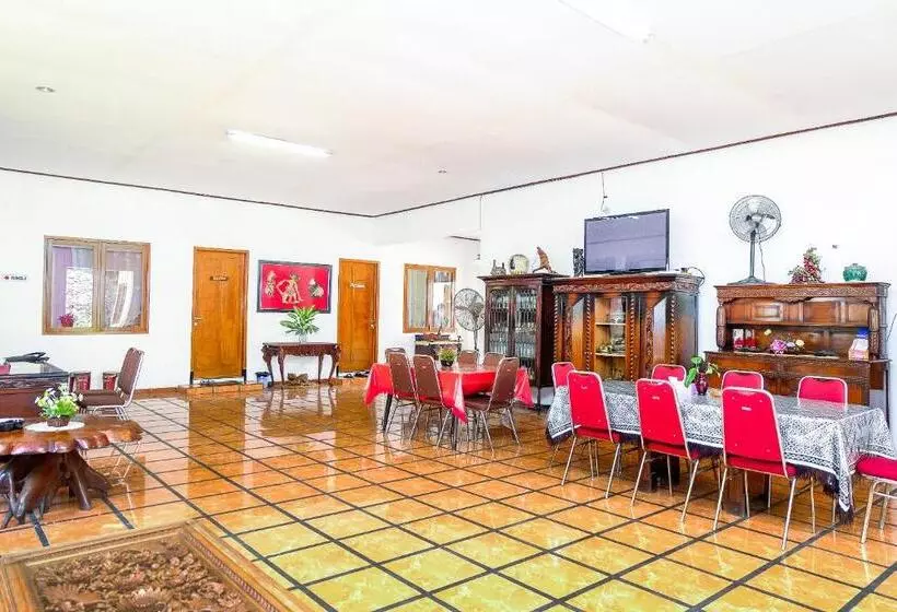 ホテル Loesje Guesthouse