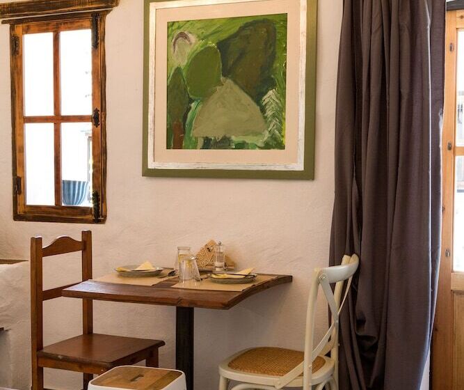 Boutique Hotel Rancho Los Lobos