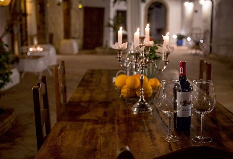 Boutique Hotel Rancho Los Lobos