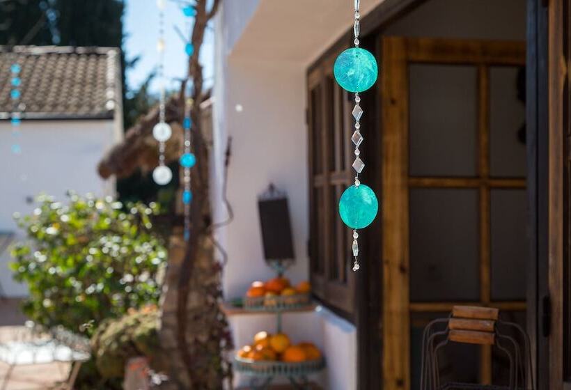 Boutique Hotel Rancho Los Lobos