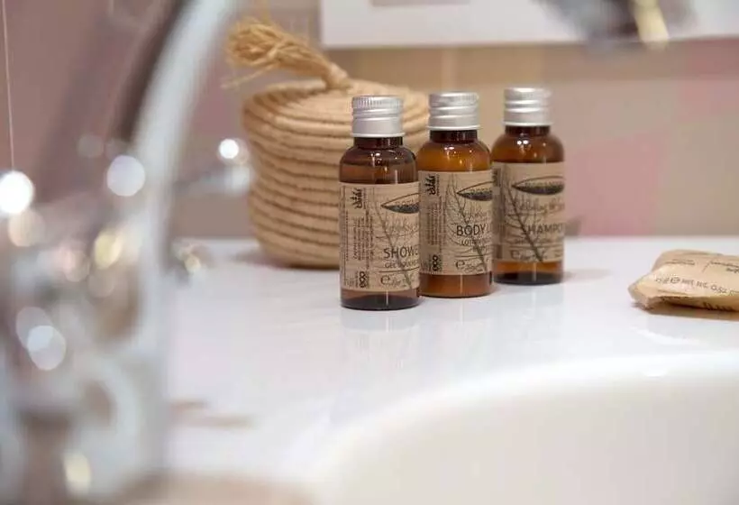 Boutique Hotel Rancho Los Lobos