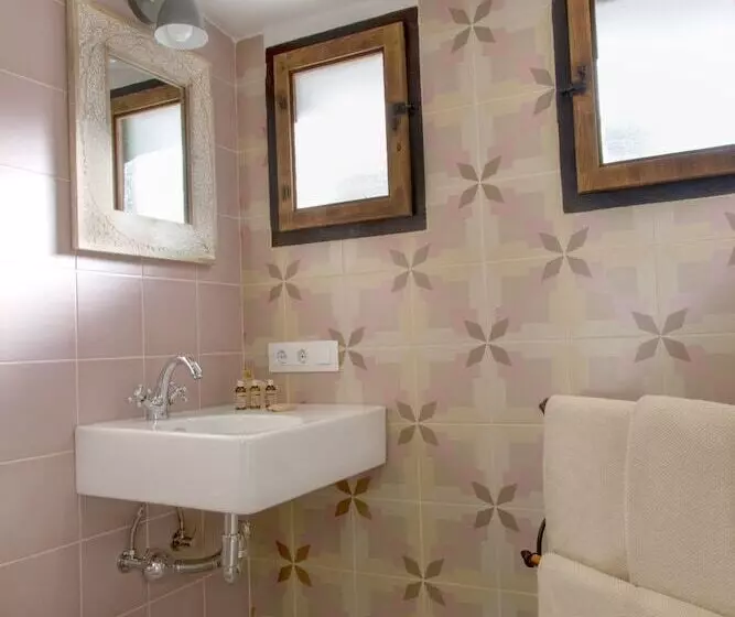 Boutique Hotel Rancho Los Lobos