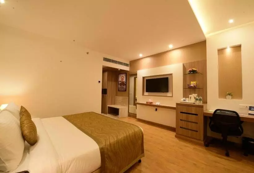 هتل Surestay Plus By Best Western Amritsar