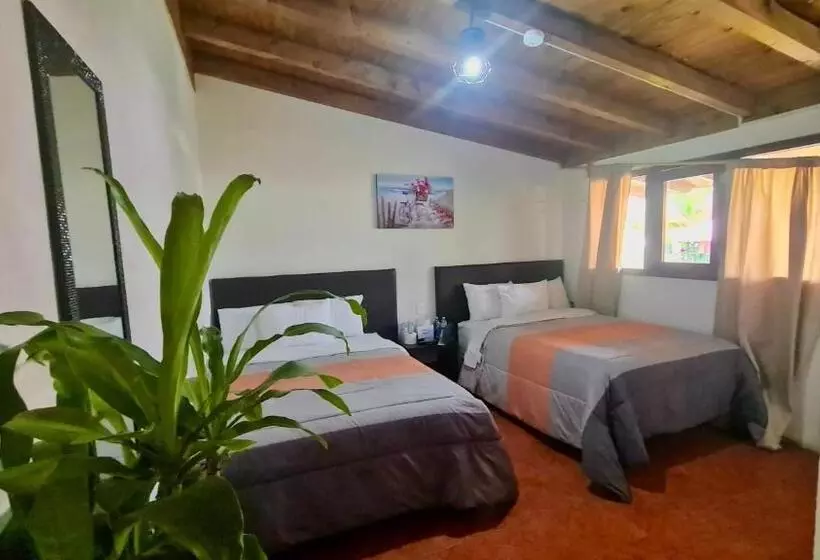 هتل Villas Mariposas