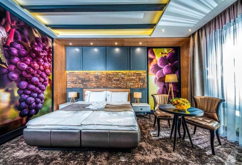 膳宿费 Villa Cuvée