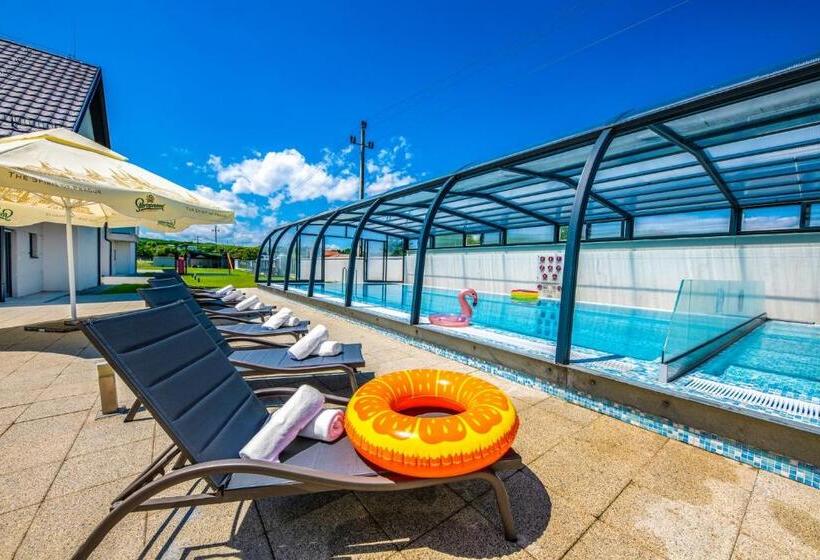 膳宿费 Villa Cuvée