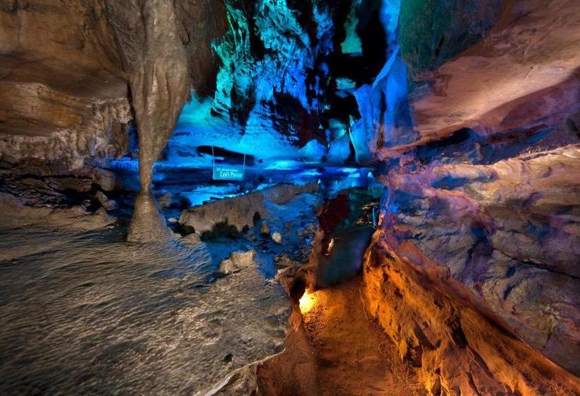 Общежитие Riverview Inn