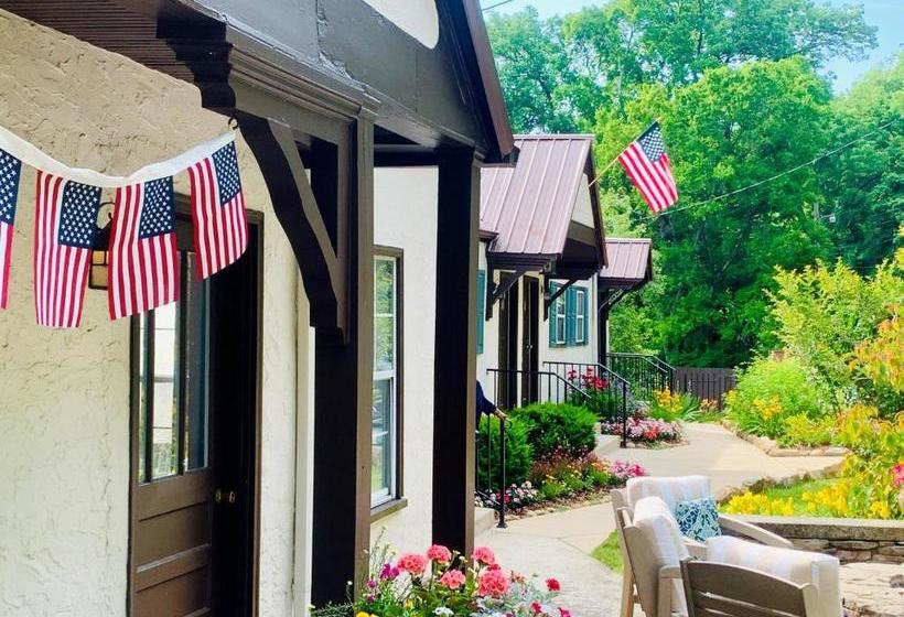 Общежитие Riverview Inn