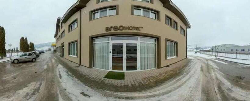 Areo Hotel & Restaurant