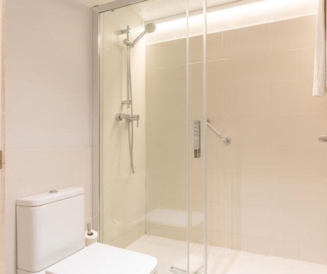 فندق Serennia Fira Gran Via Exclusive Rooms