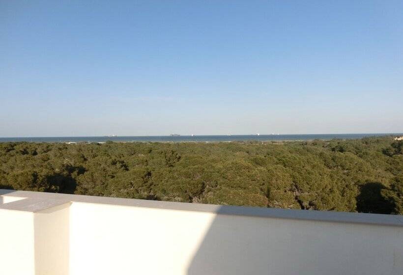 فندق You & Co. Saler Beach Boutique