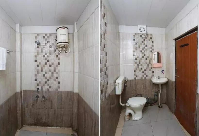 Oyo 22078 Hotel Grand